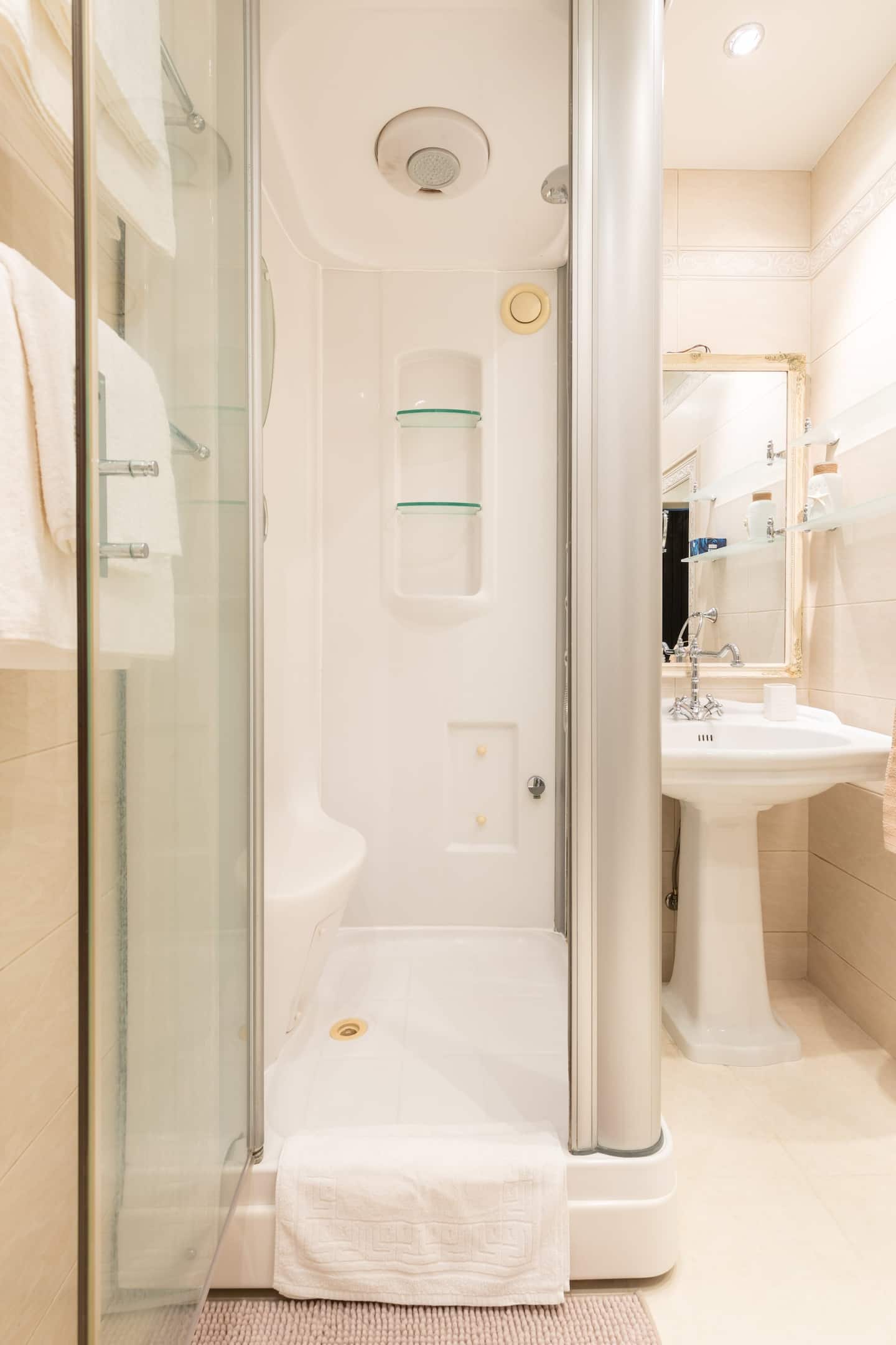 Kupaonica - tuš i WC